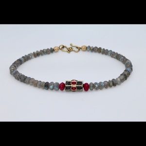 Handmade semi-precious stones necklace